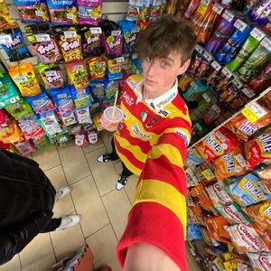 Meet your Posher, Skyler